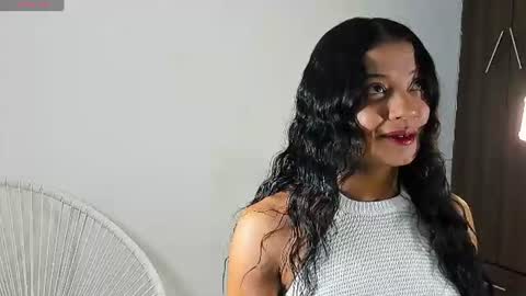 Isabella online show from 06-22-26, 12:35