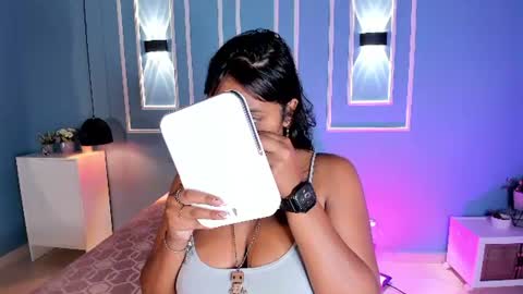 Snapshot of isabella_zc chatting on 06-12-26, 11:42 isabella zc online show from 06-12-26, 11:42