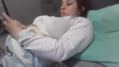 Snapshot of isabellaa_hills_ chatting on 10-08-25, 05:32 isabellaa_hills_ online show from 10-08-25, 05:32