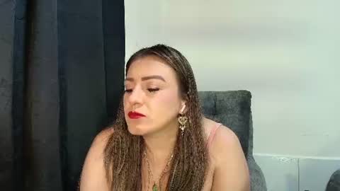 Isabella online show from 07-15-26, 03:34
