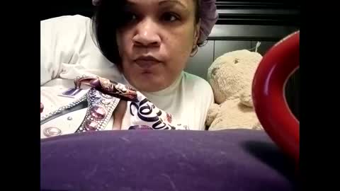 Snapshot of isabellacloverlove chatting on 12-23-25, 10:35 Isabella online show from 12-23-25, 10:35