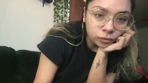 isabellaelizabeth online show from 04-19-26, 07:05