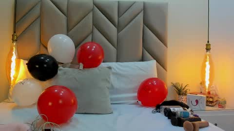 Snapshot of isabellafoox chatting on 05-10-26, 02:33 isabellafoox online show from 05-10-26, 02:33