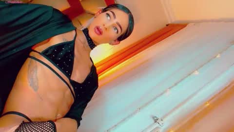isabellagirs online show from 11-08-25, 10:41