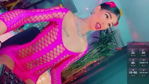 isabellagirs online show from 04-18-26, 10:41