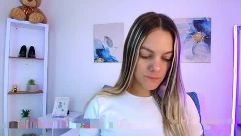 Snapshot of isabellaharley chatting on 05-05-26, 02:47 Isabella online show from 05-05-26, 02:47