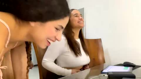 Isabella.. back again  online show from 01-03-25, 02:32