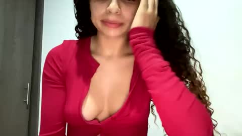 Isabella.. back again  online show from 01-27-25, 01:48