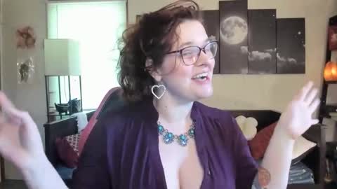 isabellamariedarcy online show from 05-05-26, 07:11