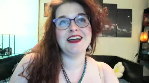 isabellamariedarcy online show from 06-15-26, 08:33