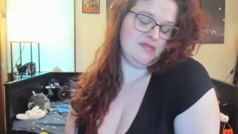 isabellamariedarcy online show from 06-17-26, 03:46
