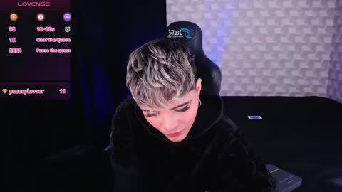 Snapshot of isabellamoutt chatting on 02-14-25, 10:14 Isabella Mout online show from 02-14-25, 10:14