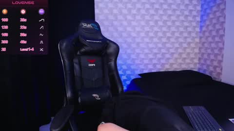 Snapshot of isabellamoutt chatting on 02-22-25, 01:44 Isabella Mout online show from 02-22-25, 01:44