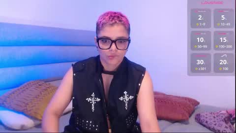 Snapshot of isabellamoutt chatting on 10-11-25, 01:49 Isabella Mout online show from 10-11-25, 01:49