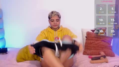 Snapshot of isabellamoutt chatting on 01-12-26, 11:21 Isabella Mout online show from 01-12-26, 11:21