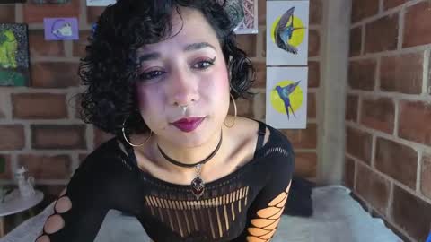 Isabela Paz online show from 05-26-26, 12:56