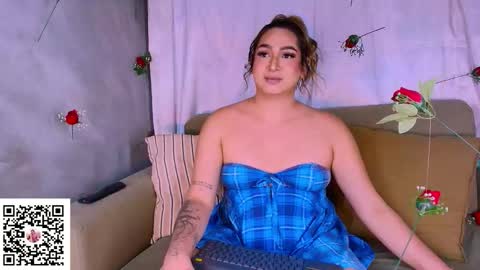 Snapshot of isabellas_smith chatting on 02-17-26, 05:48 Martina IG martissmith01 online show from 02-17-26, 05:48