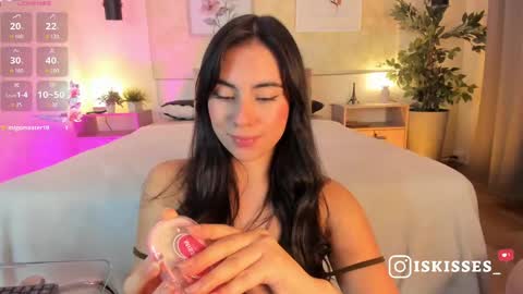   online show from 04-23-26, 03:52