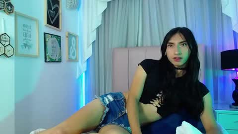 Isabelle Daza online show from 12-02-25, 01:05