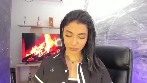 Isa online show from 12-24-24, 05:05