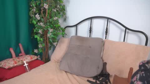 isadoradunkan online show from 03-27-26, 07:57