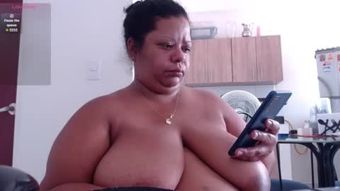Snapshot of isahot_latin_doll chatting on 07-29-26, 05:00 isa online show from 07-29-26, 05:00