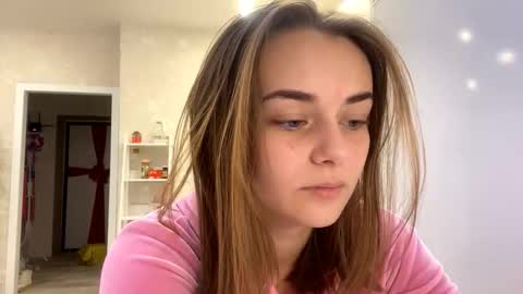 Issa online show from 12-16-25, 06:40