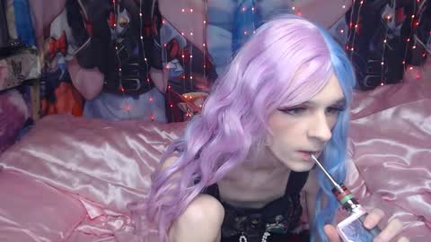 Sele online show from 11-23-25, 09:36