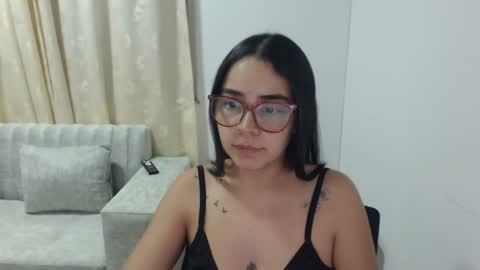 Emma online show from 02-12-26, 03:56