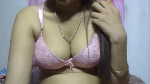 ishika_ishu online show from 05-18-26, 05:30