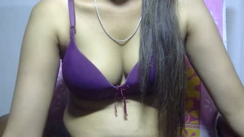ishika_ishu online show from 05-26-26, 10:55