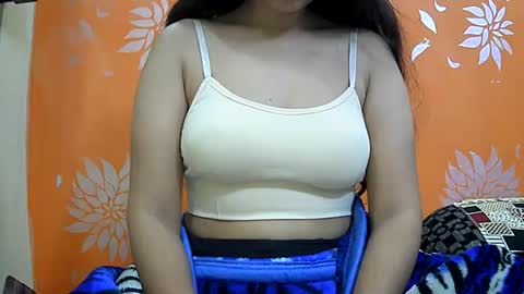 ishika_singh_ online show from 01-06-25, 02:26