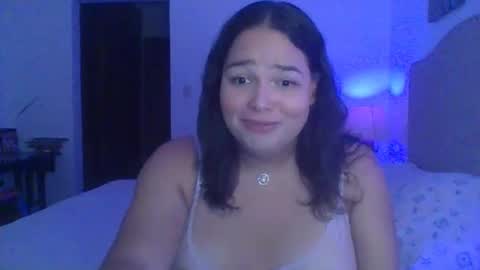 Snapshot of ishtarie chatting on 03-08-26, 05:00 ishtarie online show from 03-08-26, 05:00