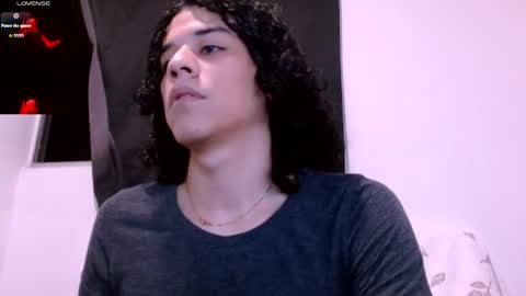 Isidro online show from 05-20-26, 01:12