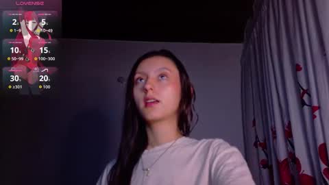 Snapshot of isis1012 chatting on 02-03-26, 04:32 isa online show from 02-03-26, 04:32