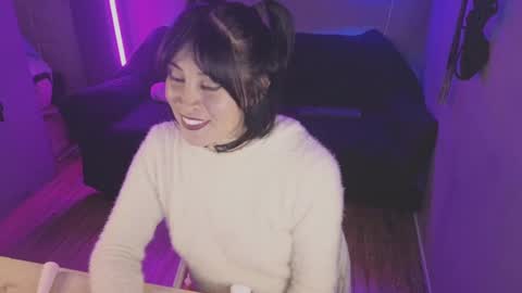 Snapshot of isis_diosa chatting on 03-12-25, 09:35 Ana Maria online show from 03-12-25, 09:35