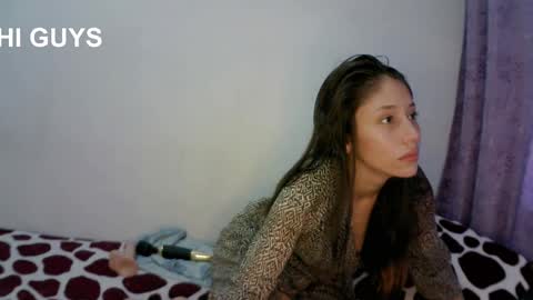 Snapshot of isis_pink chatting on 02-17-25, 10:36 Alaya online show from 02-17-25, 10:36