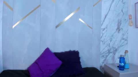 Snapshot of isisnoir chatting on 01-18-26, 07:28 Isis Noir online show from 01-18-26, 07:28