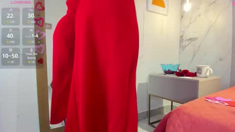 Snapshot of isisnoir chatting on 02-05-26, 07:51 Isis Noir online show from 02-05-26, 07:51