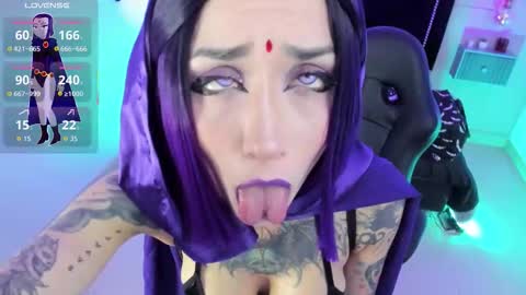 Snapshot of isisraichuu chatting on 11-25-25, 09:15 Isis Raichu online show from 11-25-25, 09:15