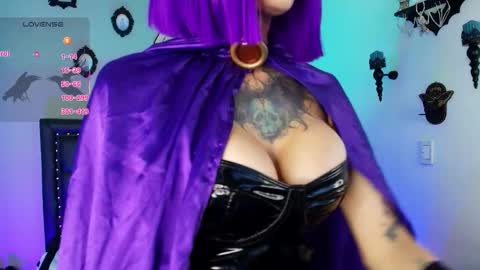 Snapshot of isisraichuu chatting on 01-06-26, 07:17 Isis Raichu online show from 01-06-26, 07:17