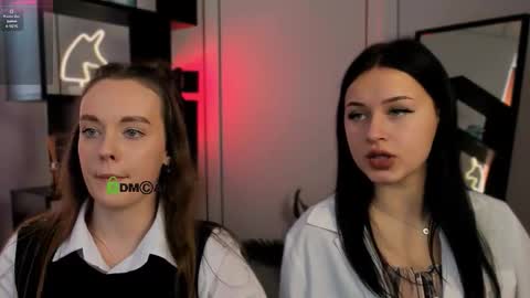 isla_dior online show from 10-07-25, 08:44