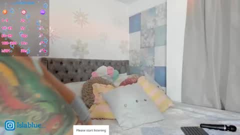 Isla Blue online show from 02-23-26, 03:26