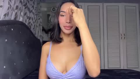 Snapshot of islabelle_ chatting on 07-10-26, 02:16 isla online show from 07-10-26, 02:16