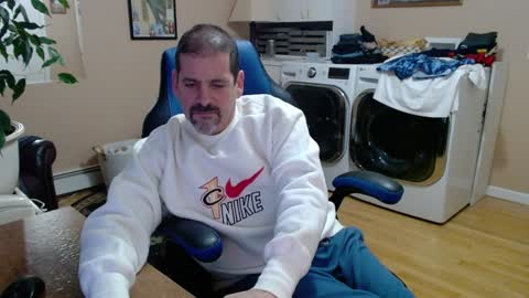 Jim online show from 02-08-25, 11:33