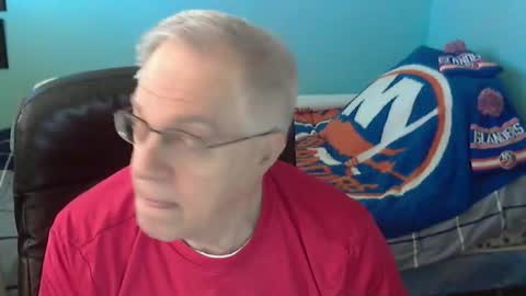 Snapshot of islesman22 chatting on 05-16-26, 01:10 islesman22 online show from 05-16-26, 01:10
