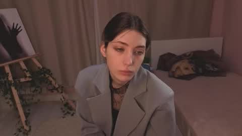 Emilia online show from 03-06-26, 06:10