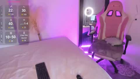  Isa Goddes  online show from 10-01-25, 06:47