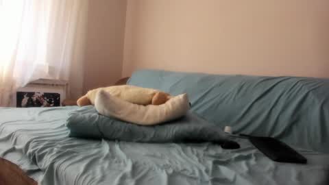 Issabelle online show from 03-09-25, 08:51