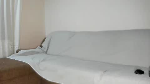 Issabelle online show from 10-03-25, 05:59